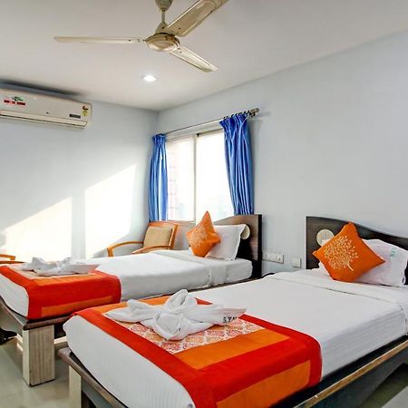 Hotel S Y N Residency Hyderabad Eksteriør billede