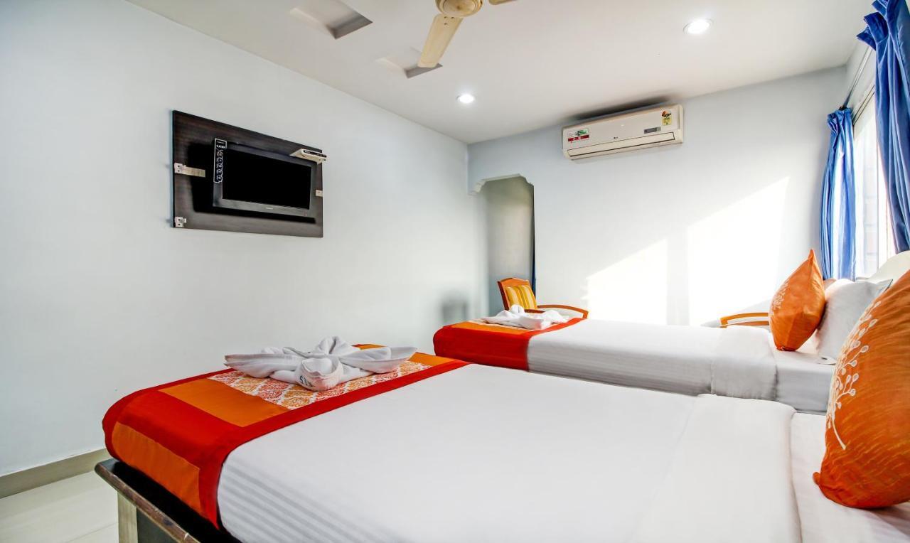 Hotel S Y N Residency Hyderabad Eksteriør billede